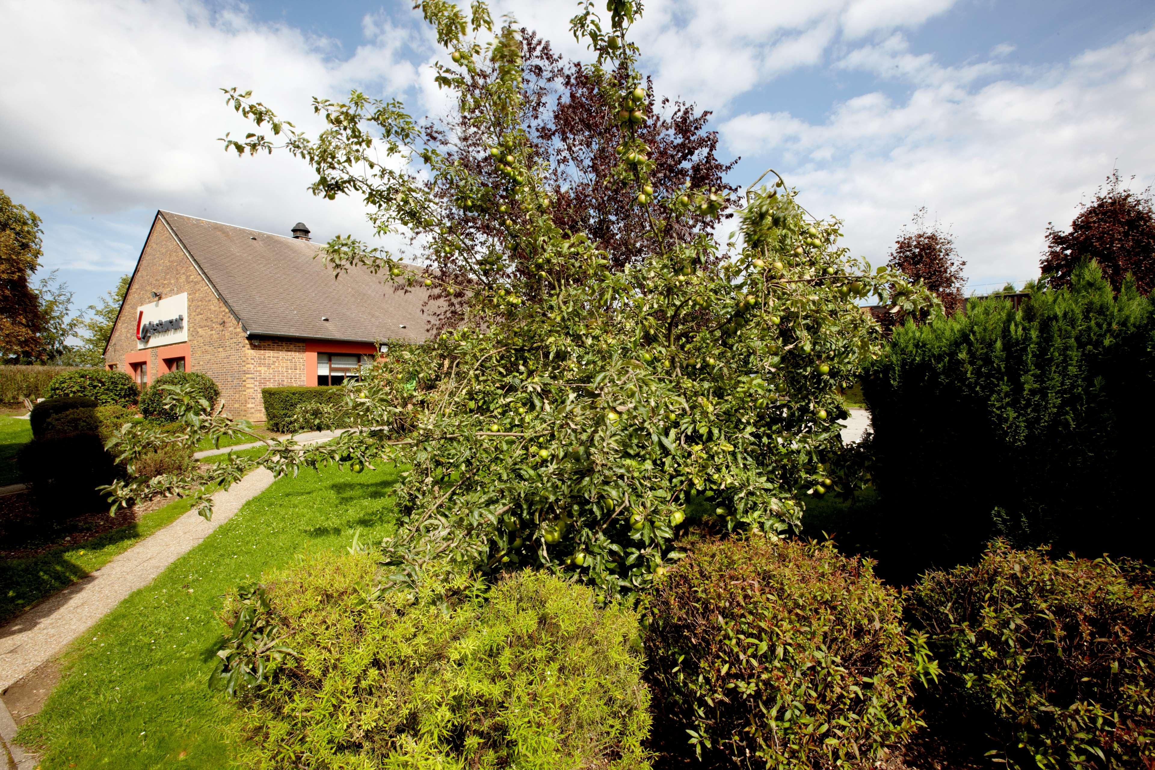 Hotel Campanile Rouen Nord - Mont-Saint-Aignan Esterno foto