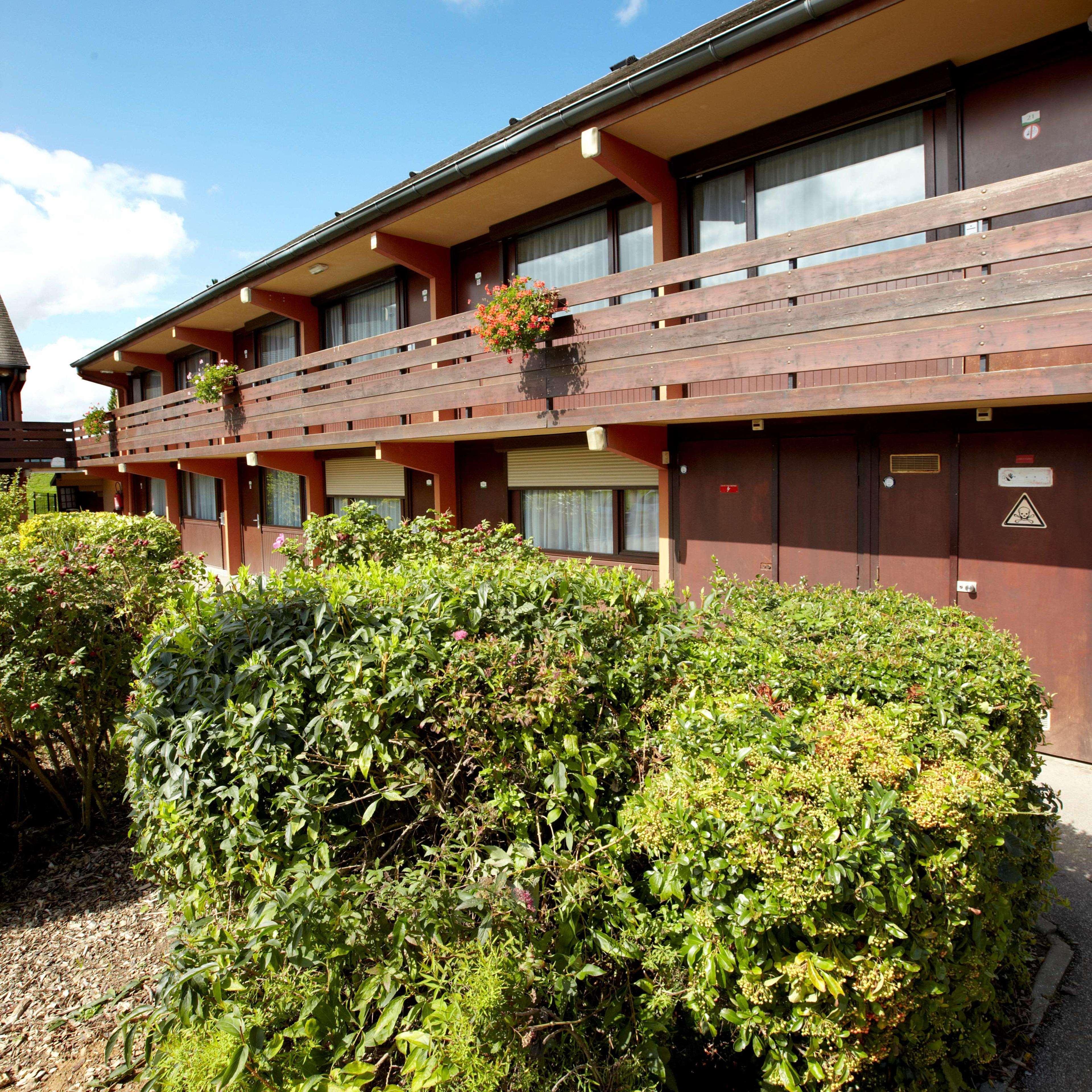Hotel Campanile Rouen Nord - Mont-Saint-Aignan Esterno foto