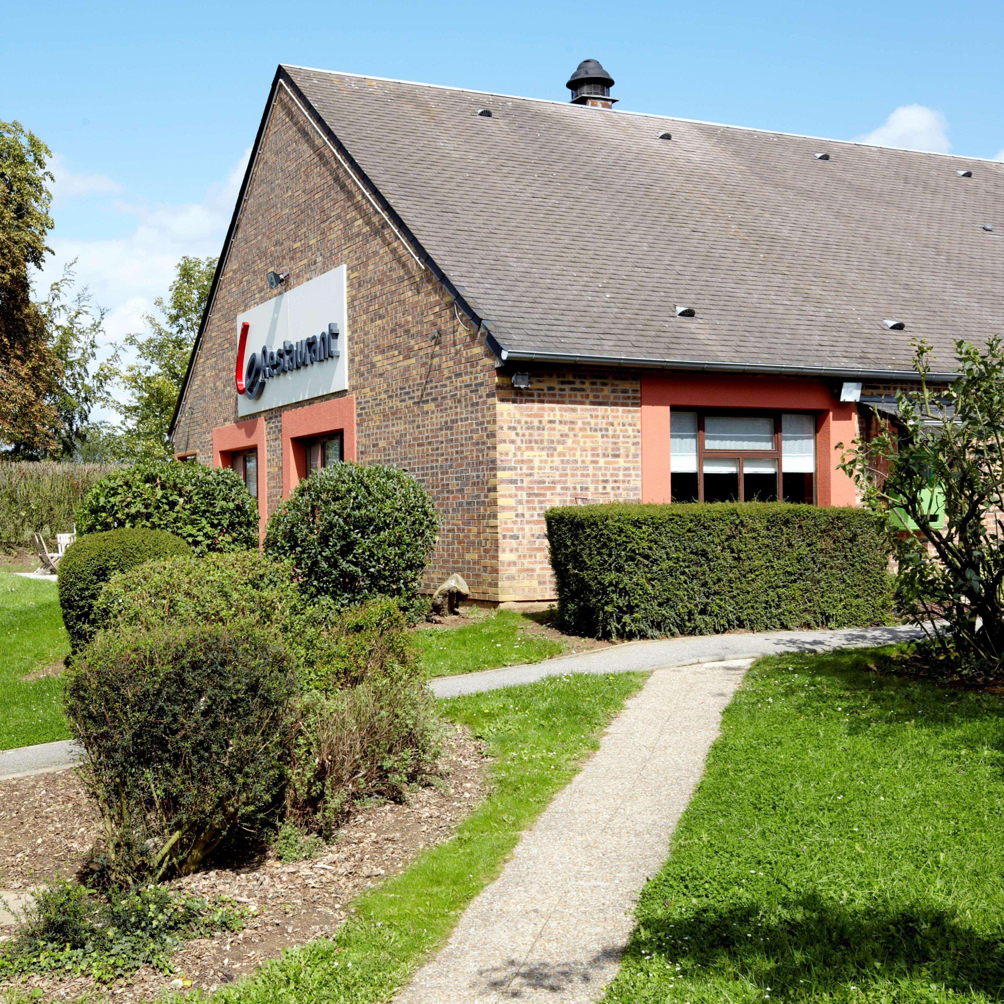 Hotel Campanile Rouen Nord - Mont-Saint-Aignan Esterno foto