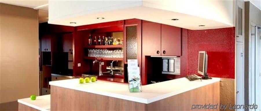 Hotel Campanile Rouen Nord - Mont-Saint-Aignan Esterno foto
