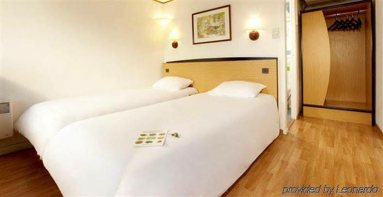 Hotel Campanile Rouen Nord - Mont-Saint-Aignan Esterno foto